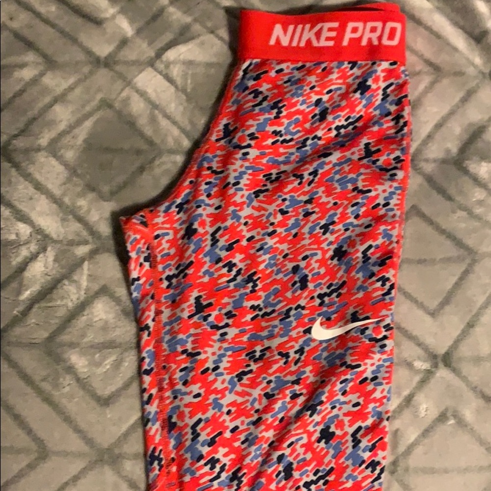 Nike pro